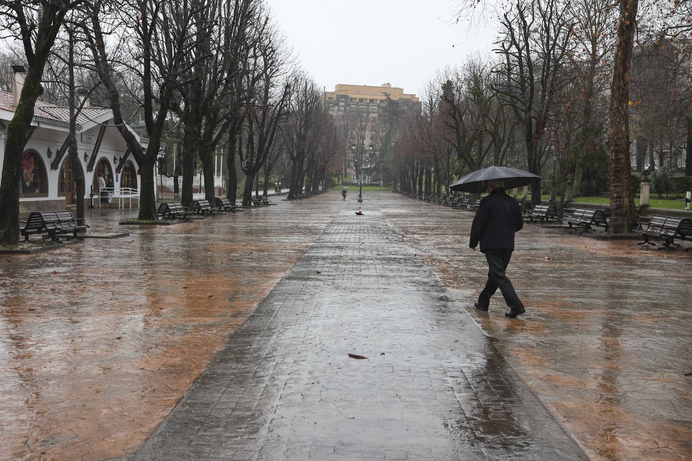 Fotos: Fuertes lluvias en Oviedo por el temporal