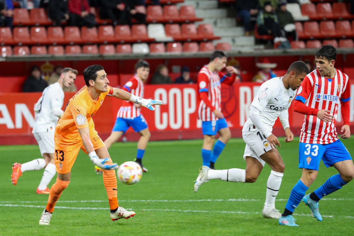 Fotos: Las mejores imágenes del Sporting 0-4 Valencia