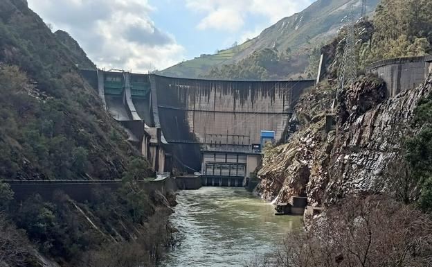 El embalse de la Barca.