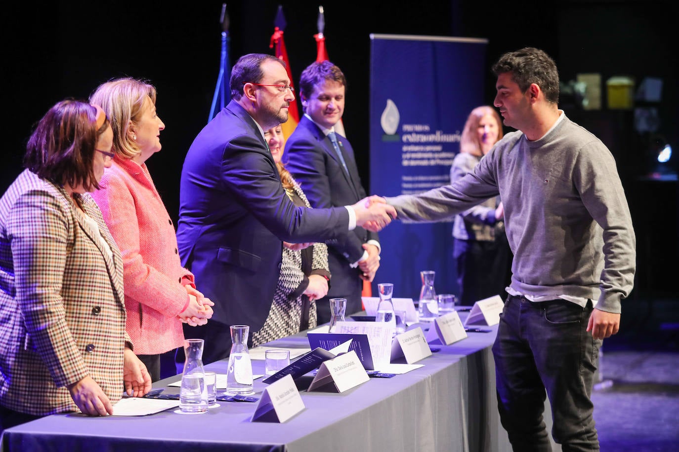 Fotos: Asturias homenajea a 53 estudiantes, premiados por su esfuerzo personal y académico