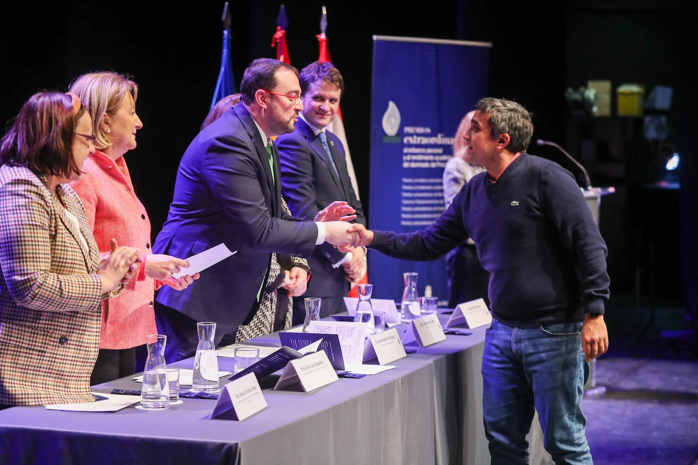 Fotos: Asturias homenajea a 53 estudiantes, premiados por su esfuerzo personal y académico