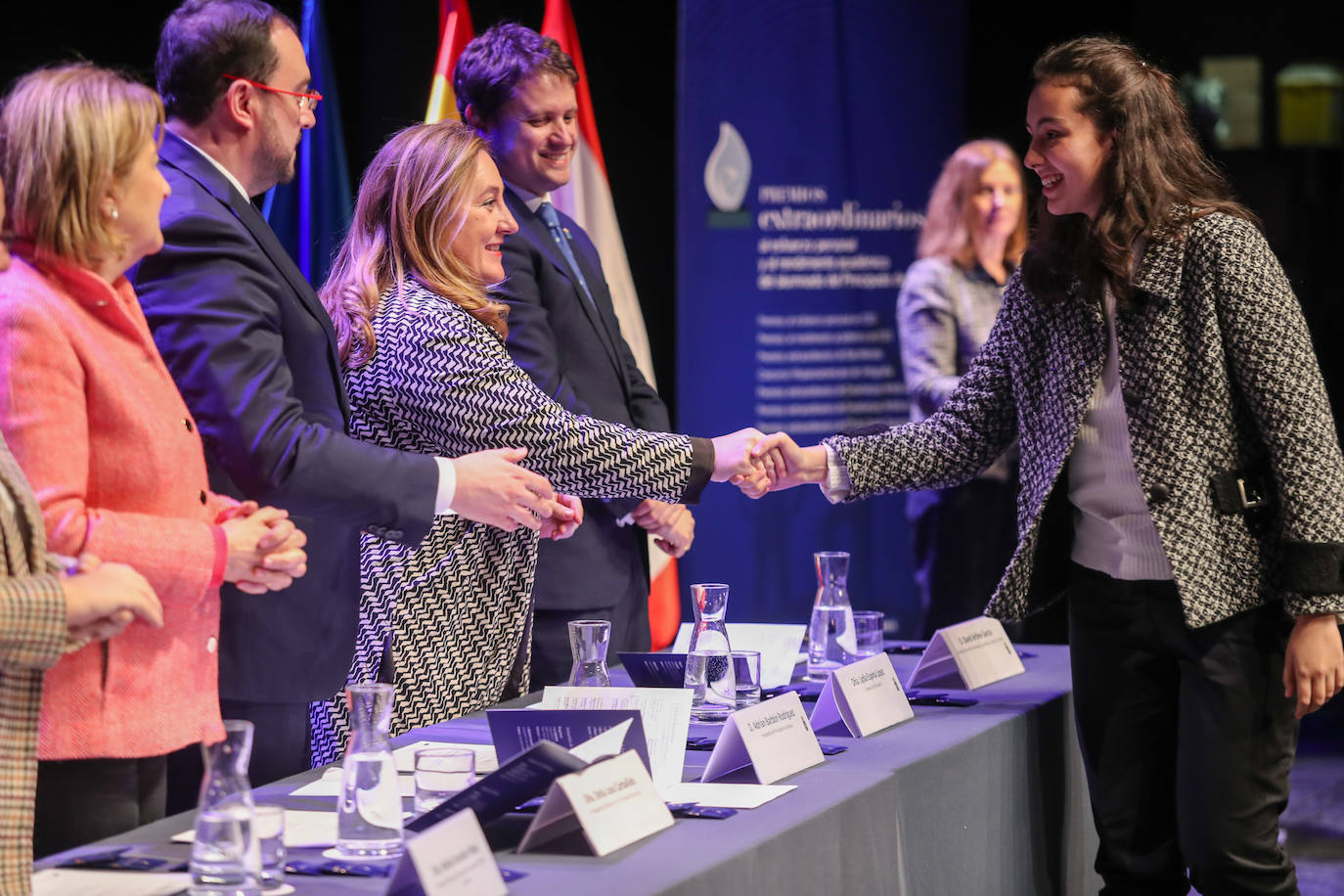 Fotos: Asturias homenajea a 53 estudiantes, premiados por su esfuerzo personal y académico