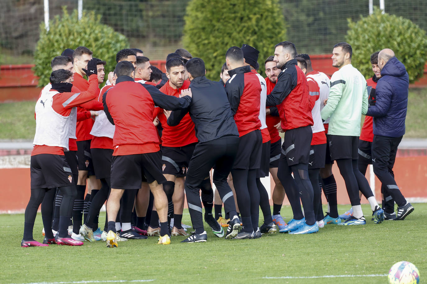 Fotos: Entrenamiento del Sporting (01/02/23)