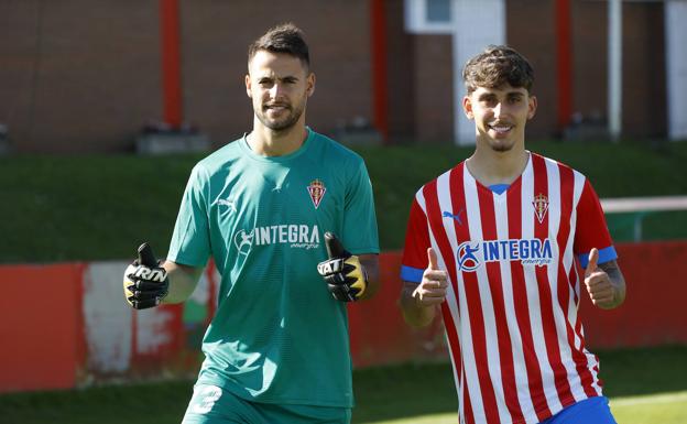 Imagen principal - Sporting: De Amores y Marsà ya lucen como rojiblancos