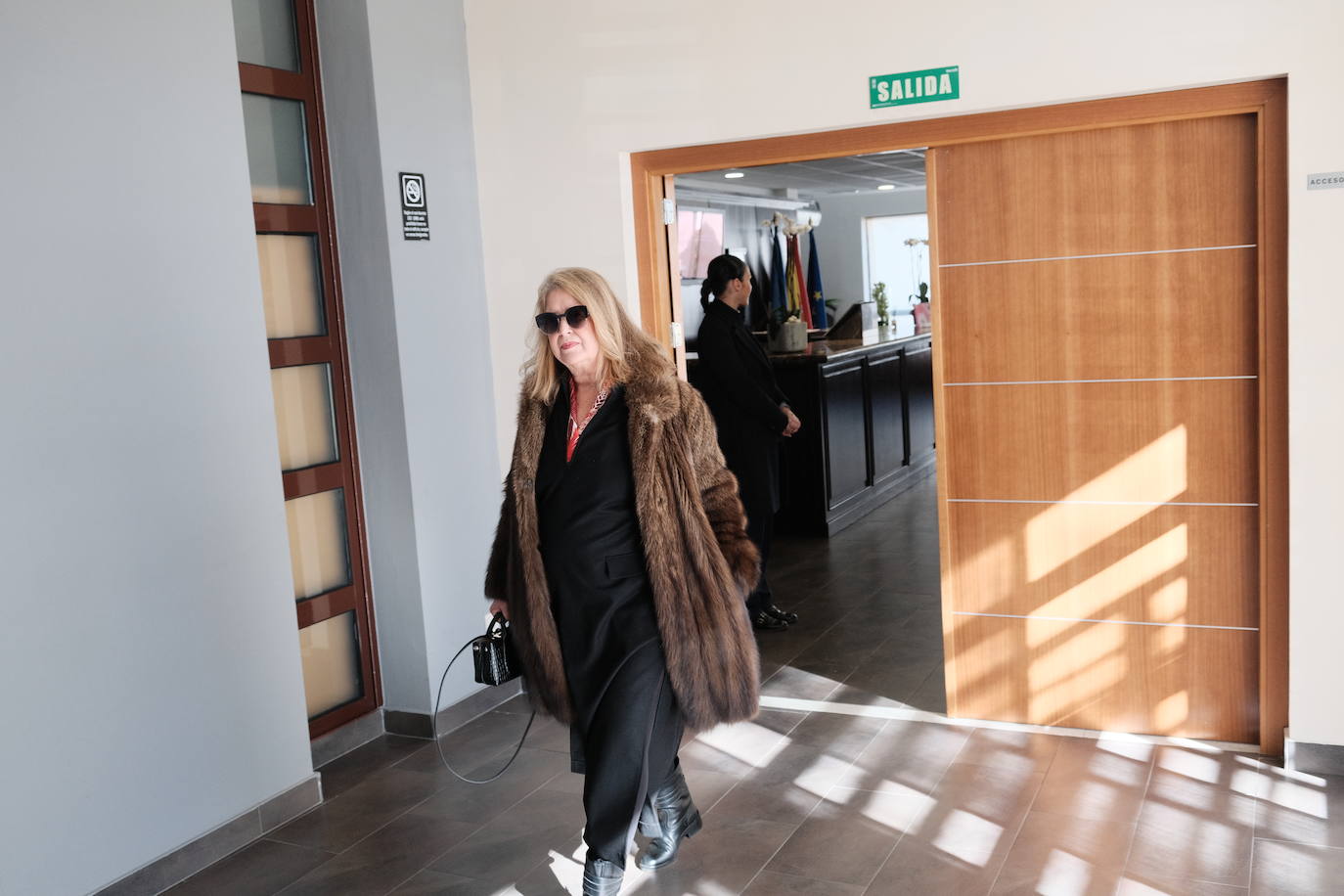 Fotos: Emotivo adiós al economista asturiano Juan Velarde