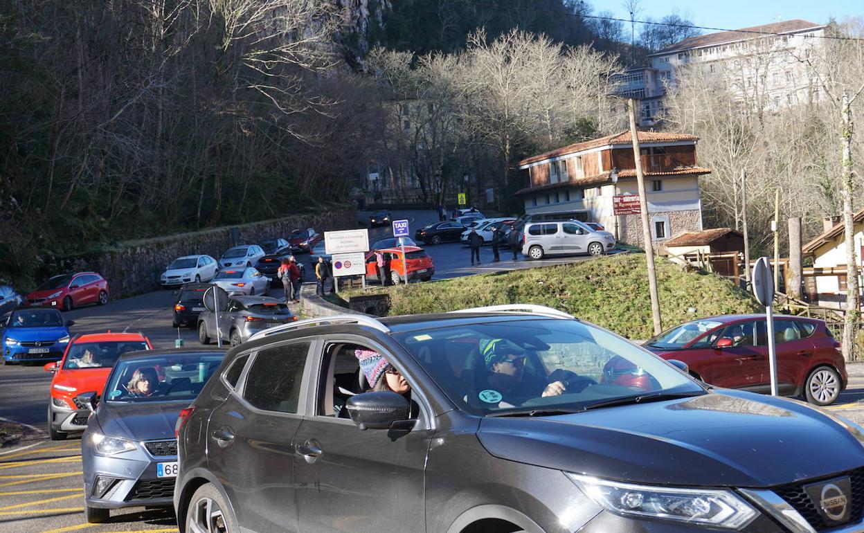 Acceso a los Lagos, este sábado.