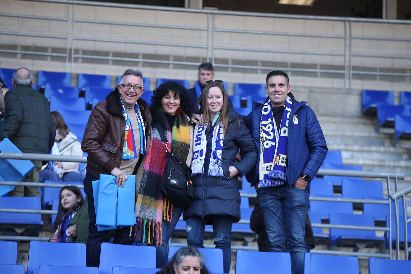 Fotos: ¿Estuviste en el Real Oviedo - Burgos? ¡Búscate en el Carlos Tartiere!