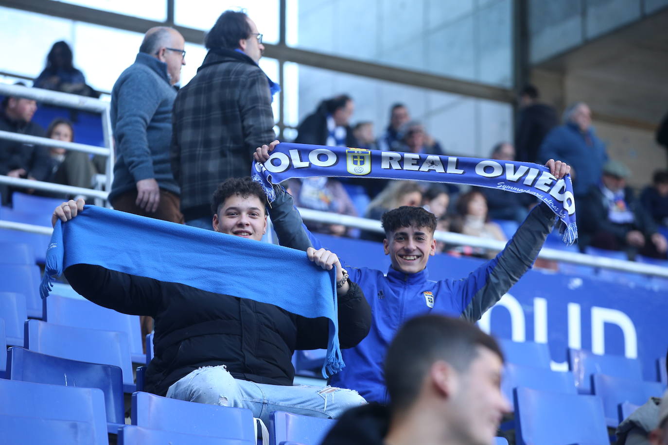 Fotos: ¿Estuviste en el Real Oviedo - Burgos? ¡Búscate en el Carlos Tartiere!