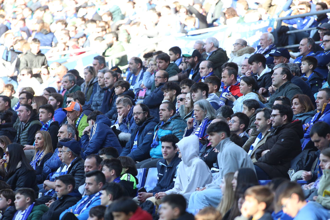 Fotos: ¿Estuviste en el Real Oviedo - Burgos? ¡Búscate en el Carlos Tartiere!