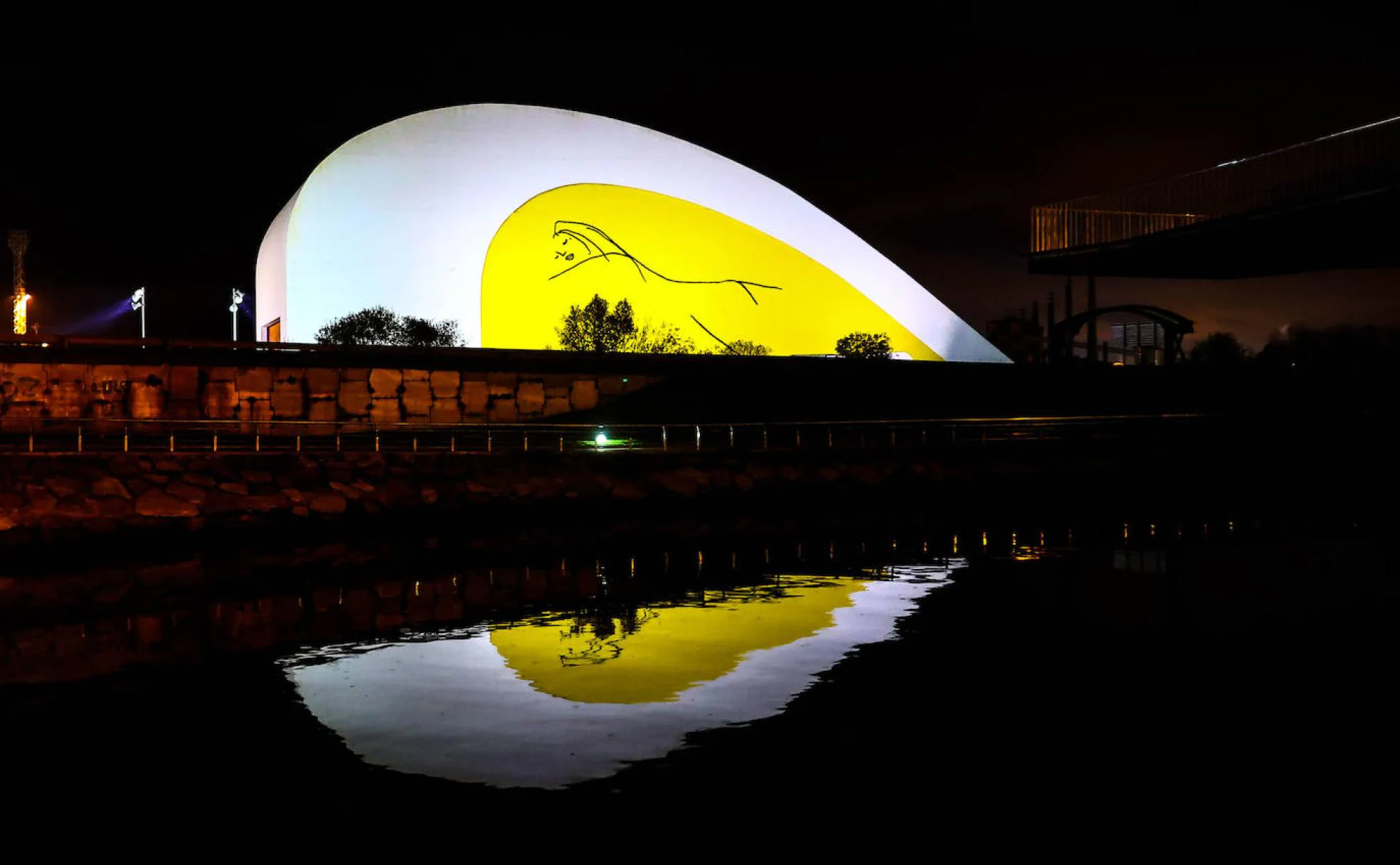 El Centro Niemeyer acogerá el acto de entrega de los Premios Nacionales de Innovación y Diseño.