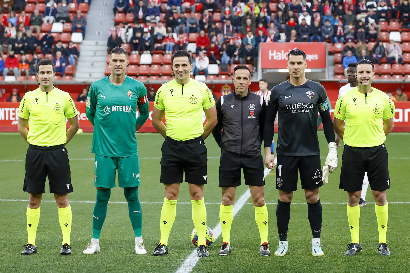 Fotos: Las mejores imágenes del Sporting 1-1 Huesca