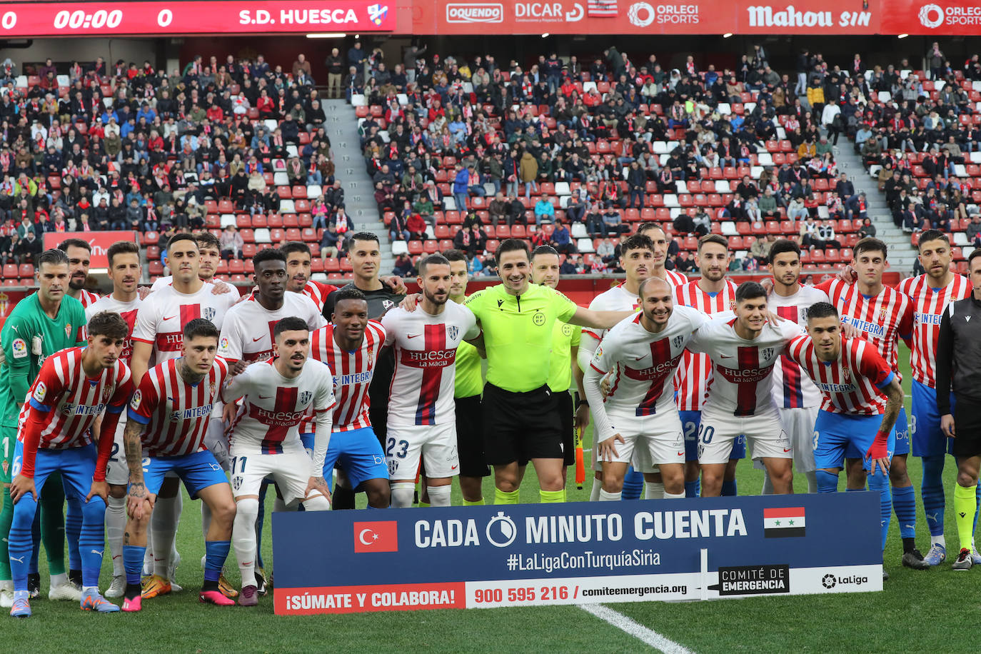 Fotos: Las mejores imágenes del Sporting 1-1 Huesca