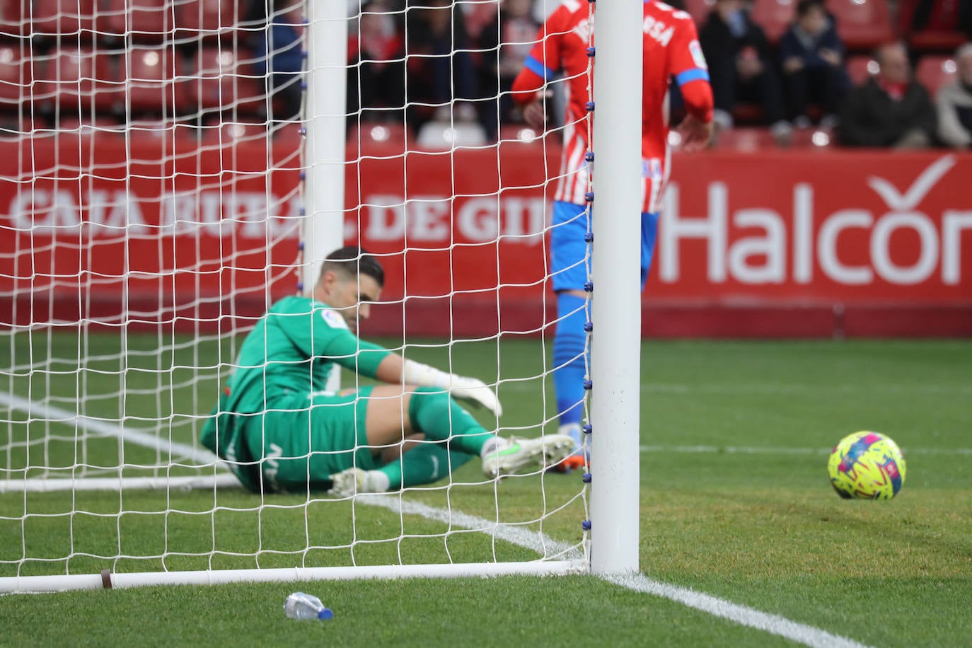 Fotos: Las mejores imágenes del Sporting 1-1 Huesca