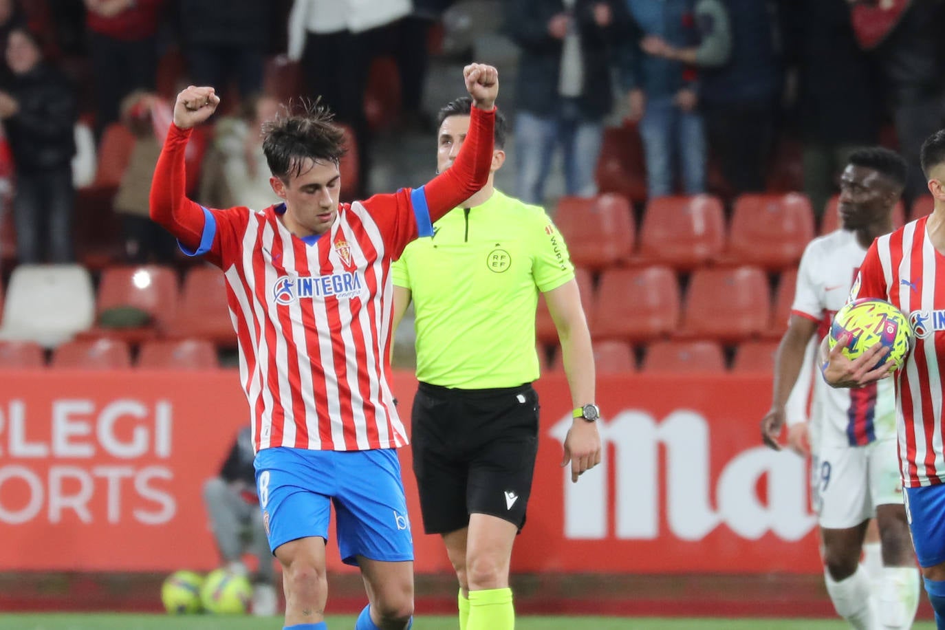 Fotos: Las mejores imágenes del Sporting 1-1 Huesca