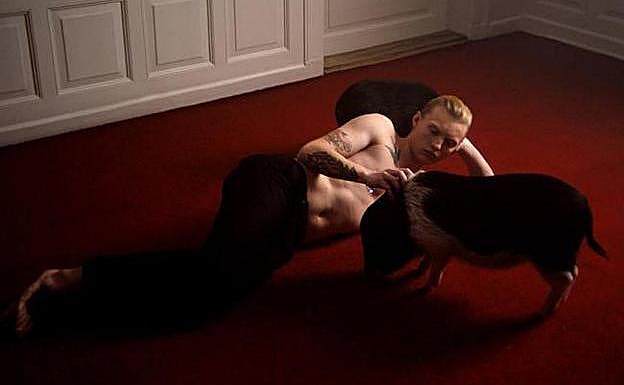 Un fotograma de la serie.