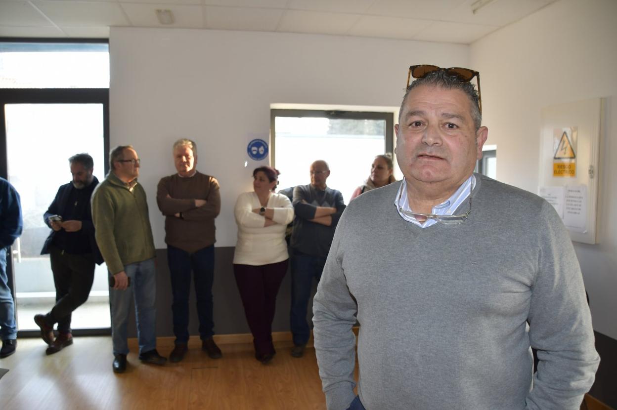 Celestino Novo, ayer antes de la celebración del proceso de primarias en Muros de Nalón. 