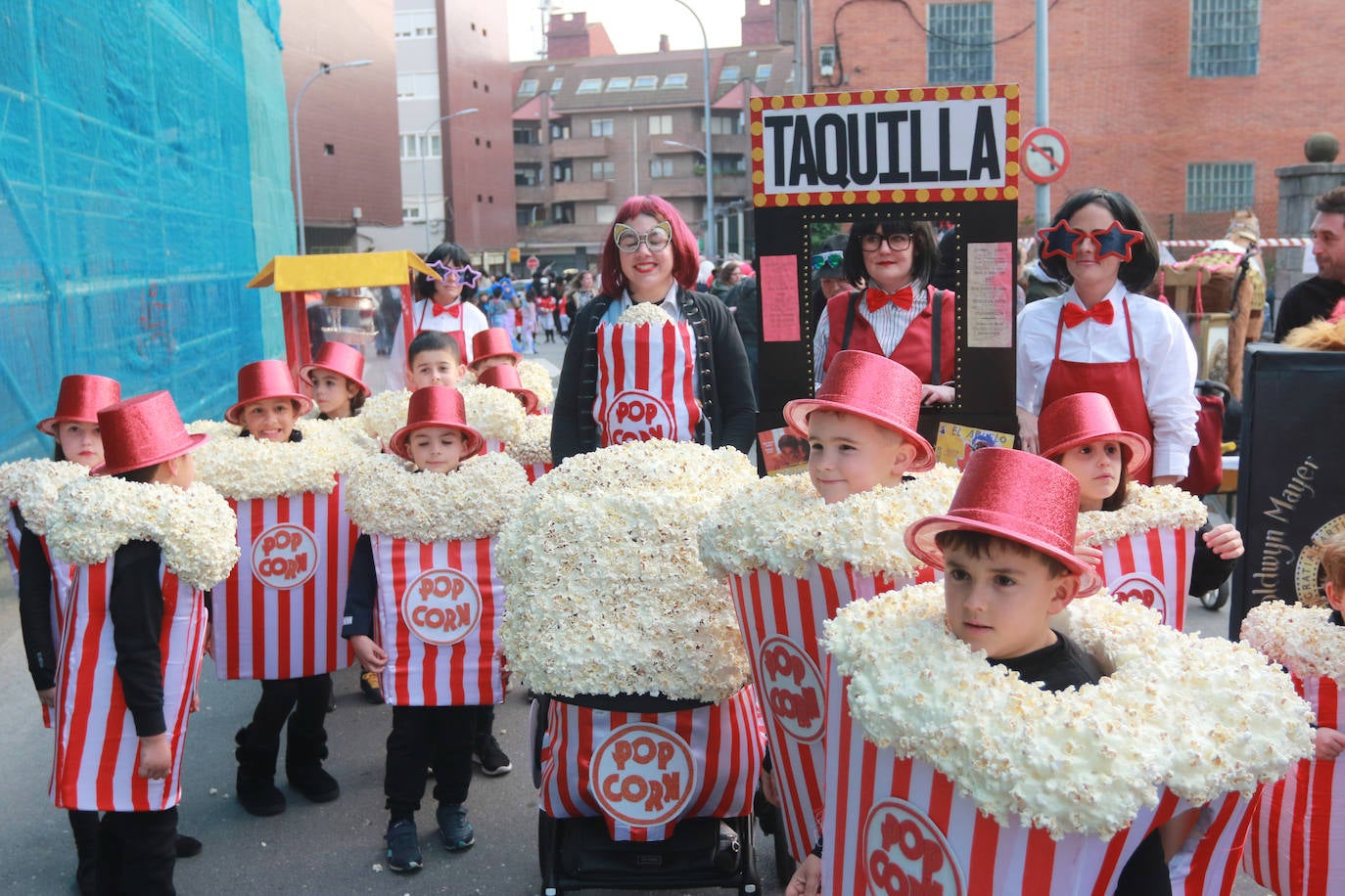 Fotos: Llanes abre la fiesta del carnaval en el oriente