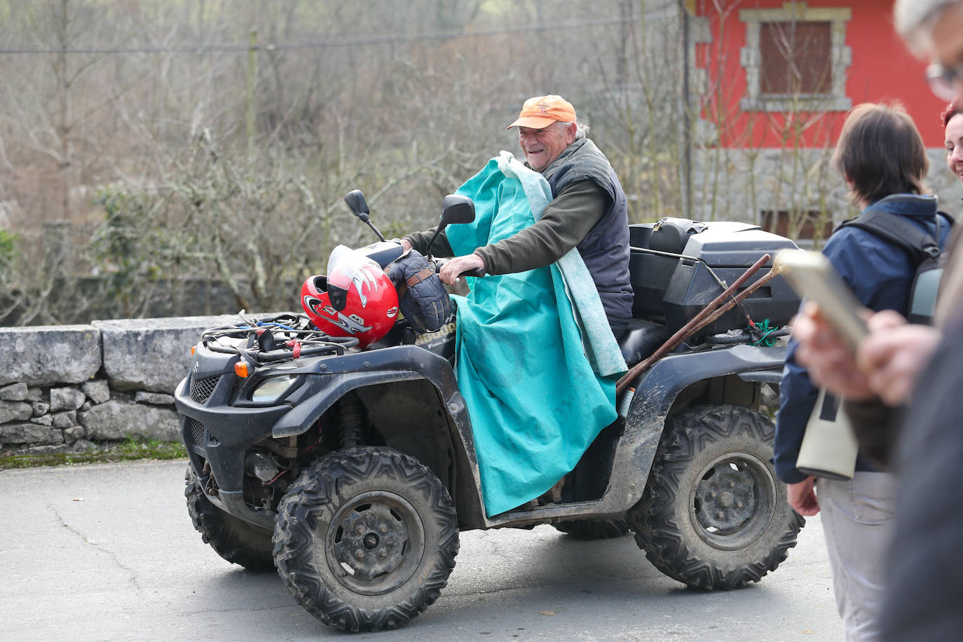 Fotos: Nuria Cueto, primera aguinaldera de Cazo