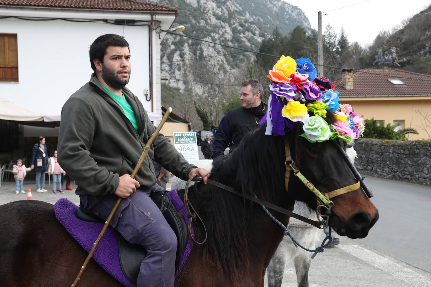 Fotos: Nuria Cueto, primera aguinaldera de Cazo