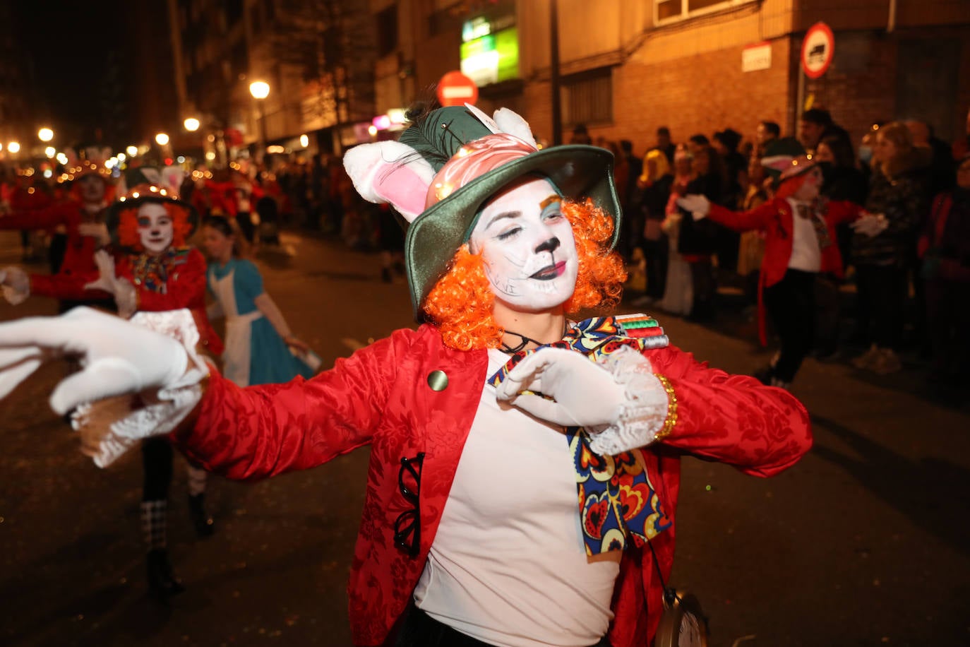 Fotos: Diversión por las calles de Gijón en el desfile del Antroxu