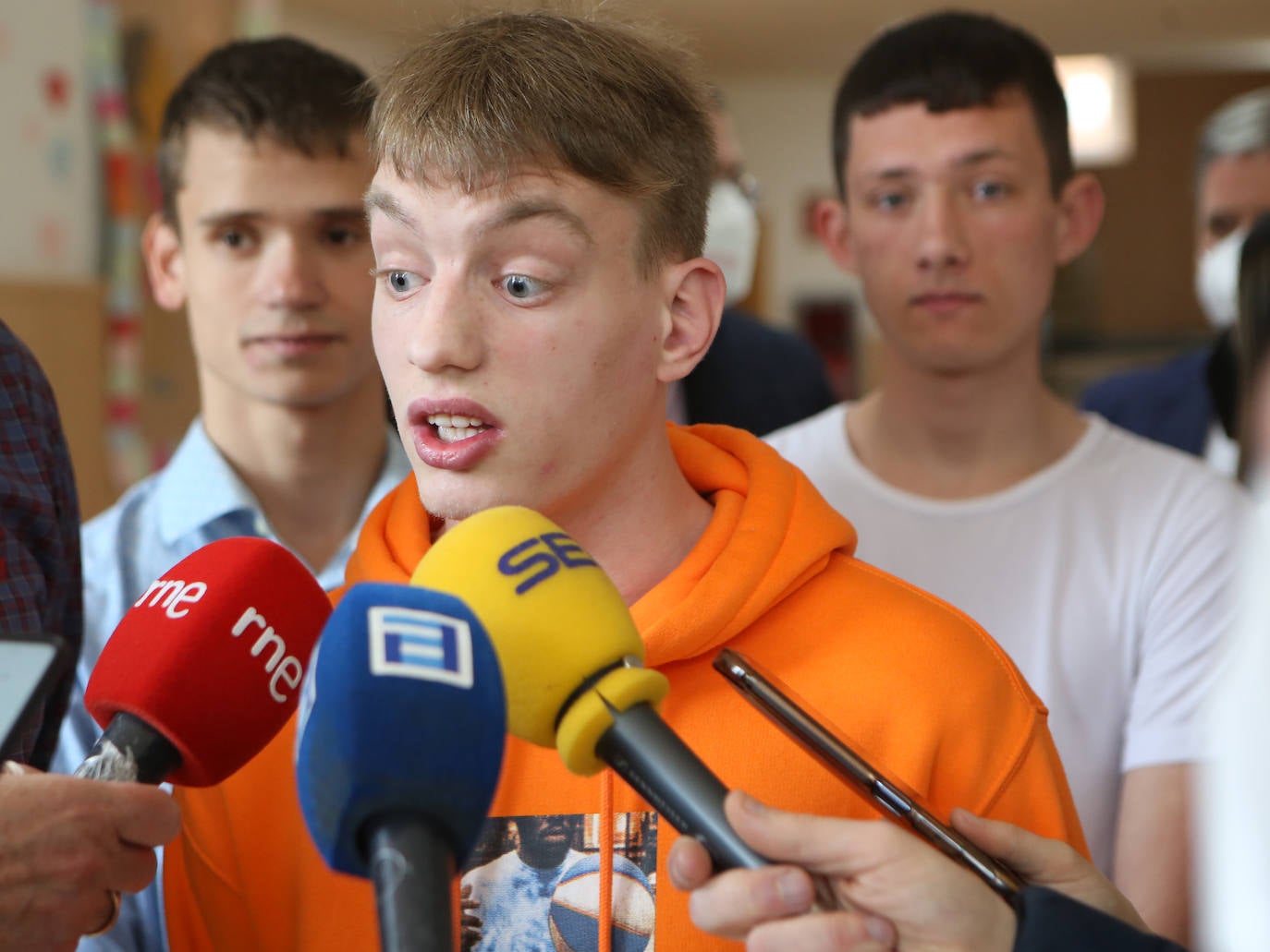 Fotos: Homenaje a Ucrania desde Asturias