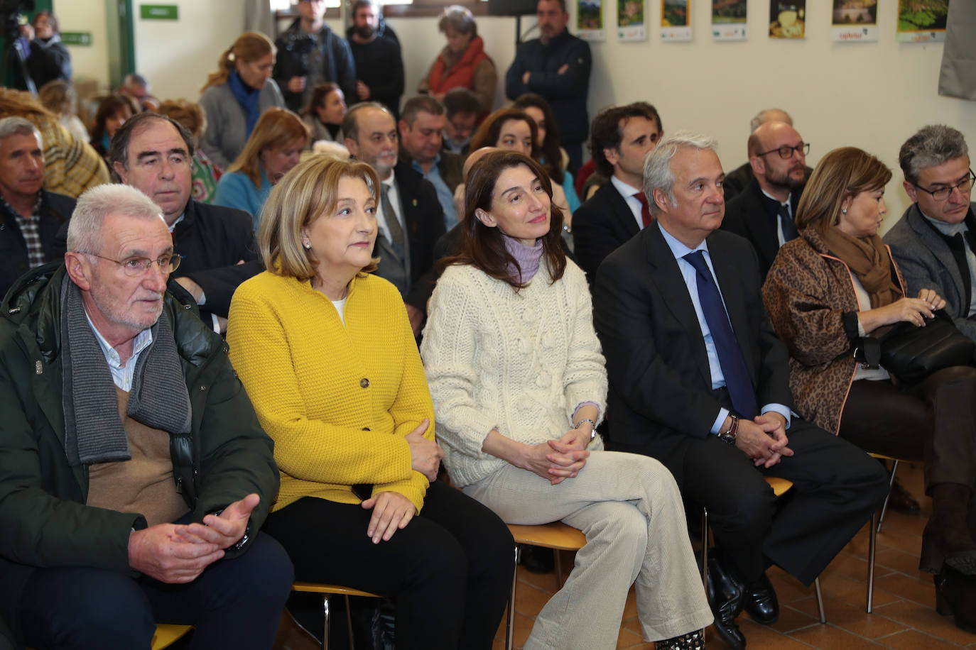 Fotos: La ministra de Justicia visita el concejo de Caso