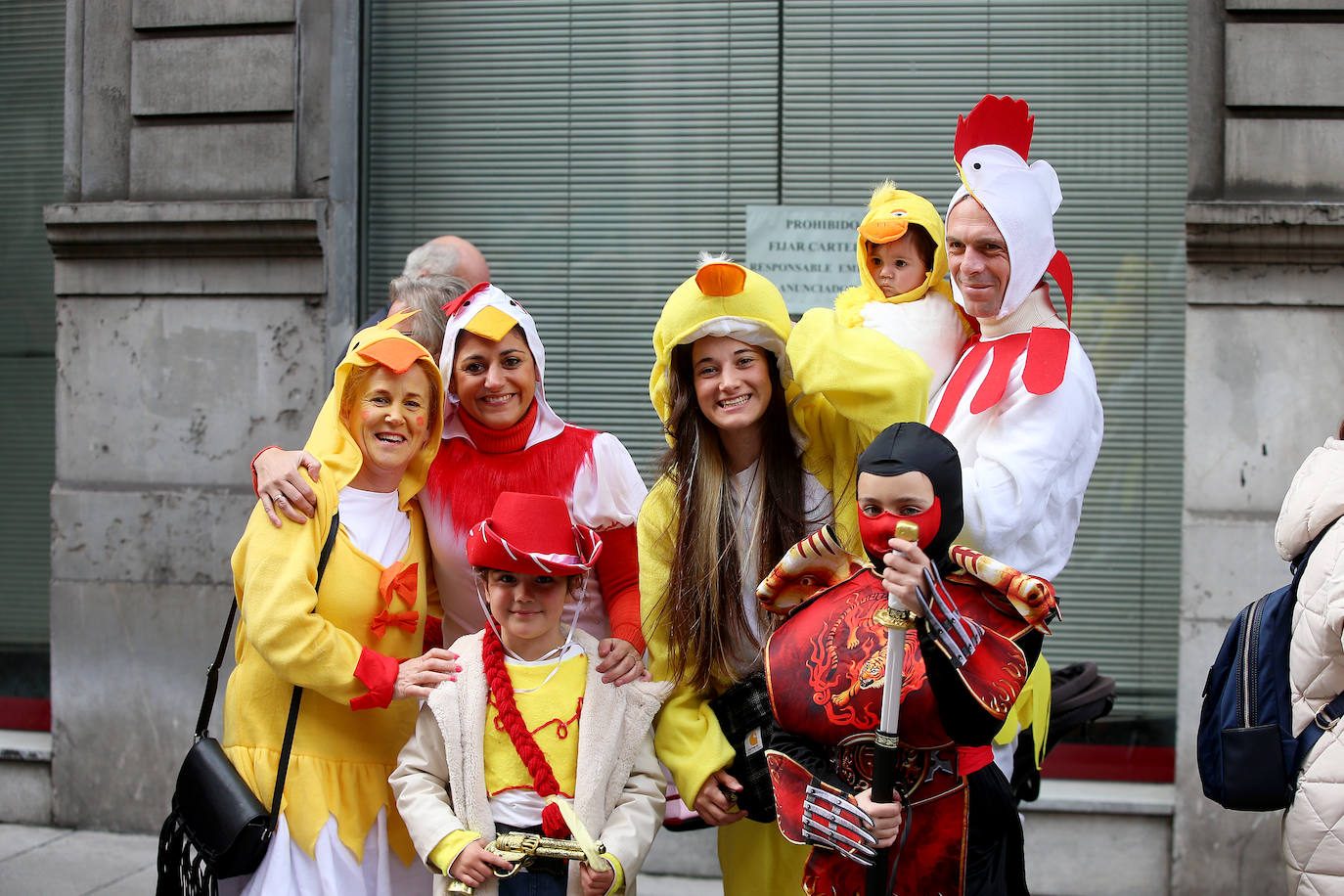 Fotos: Derroche de color y diversión en el carnaval de Oviedo