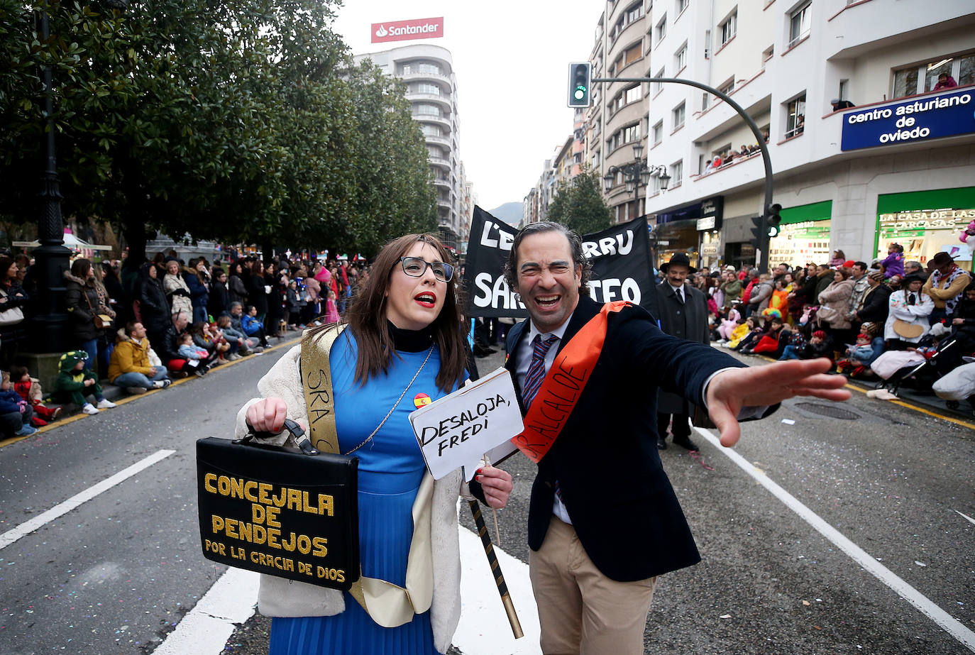 Fotos: Derroche de color y diversión en el carnaval de Oviedo