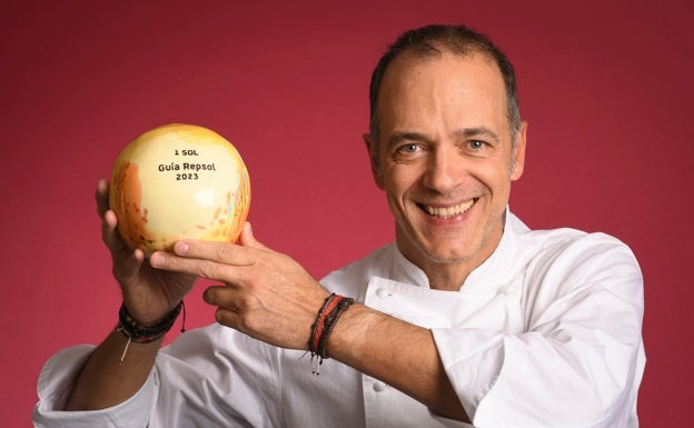 Pedro Martino, en la localidad ovetense de Caces, nuevo sol Repsol asturiano.