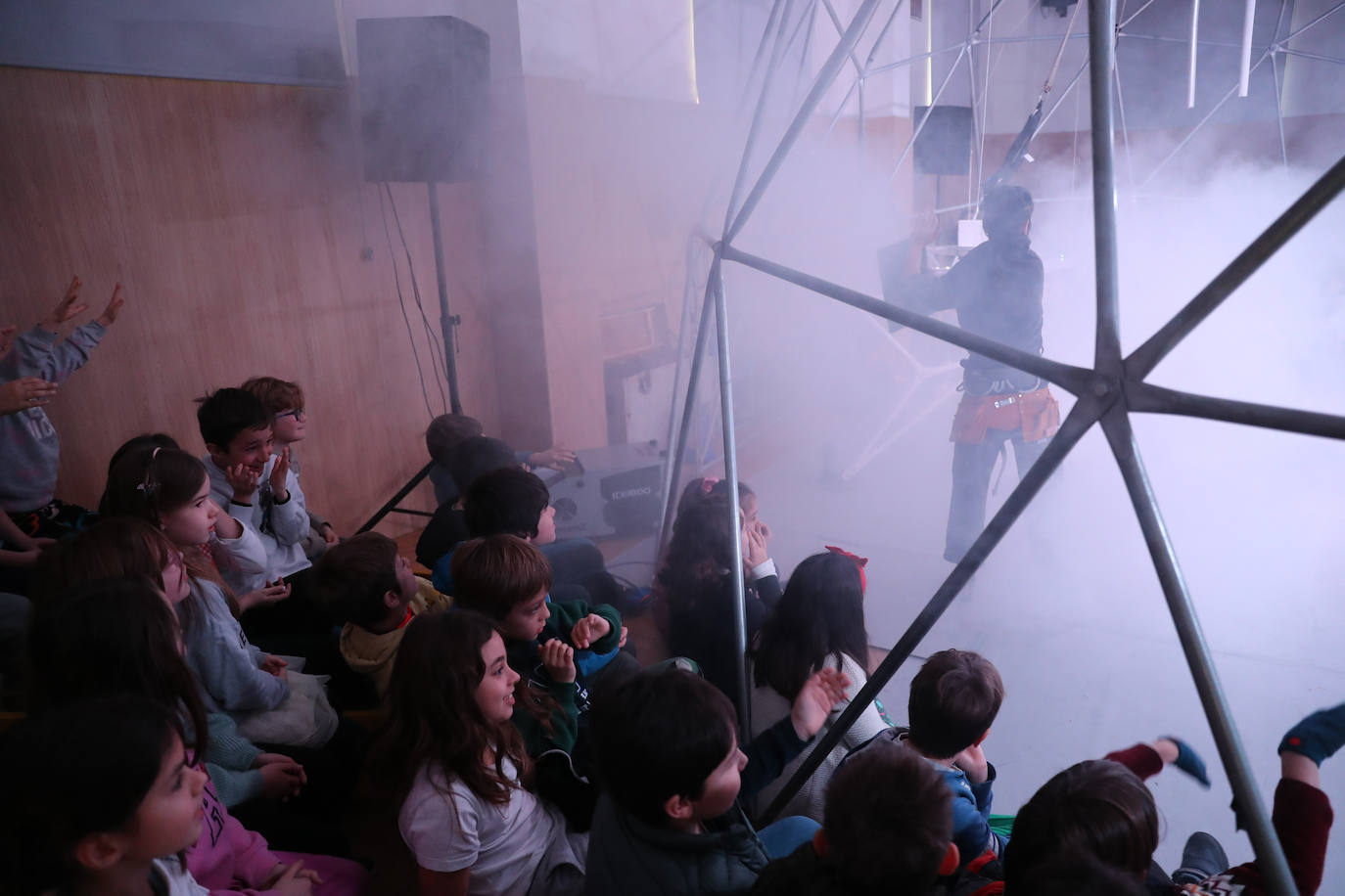 Fotos: Feten lleva el teatro a los más pequeños en Gijón