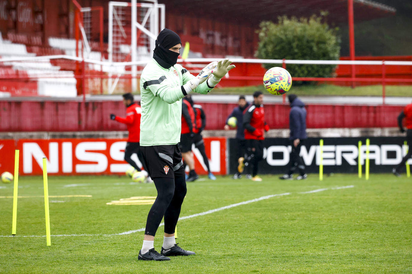 Fotos: Entrenamiento del Sporting (01/03/2023)