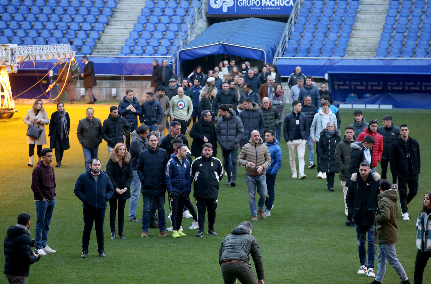 Fotos: Sentido homenaje a Pelayo Novo en el Carlos Tartiere