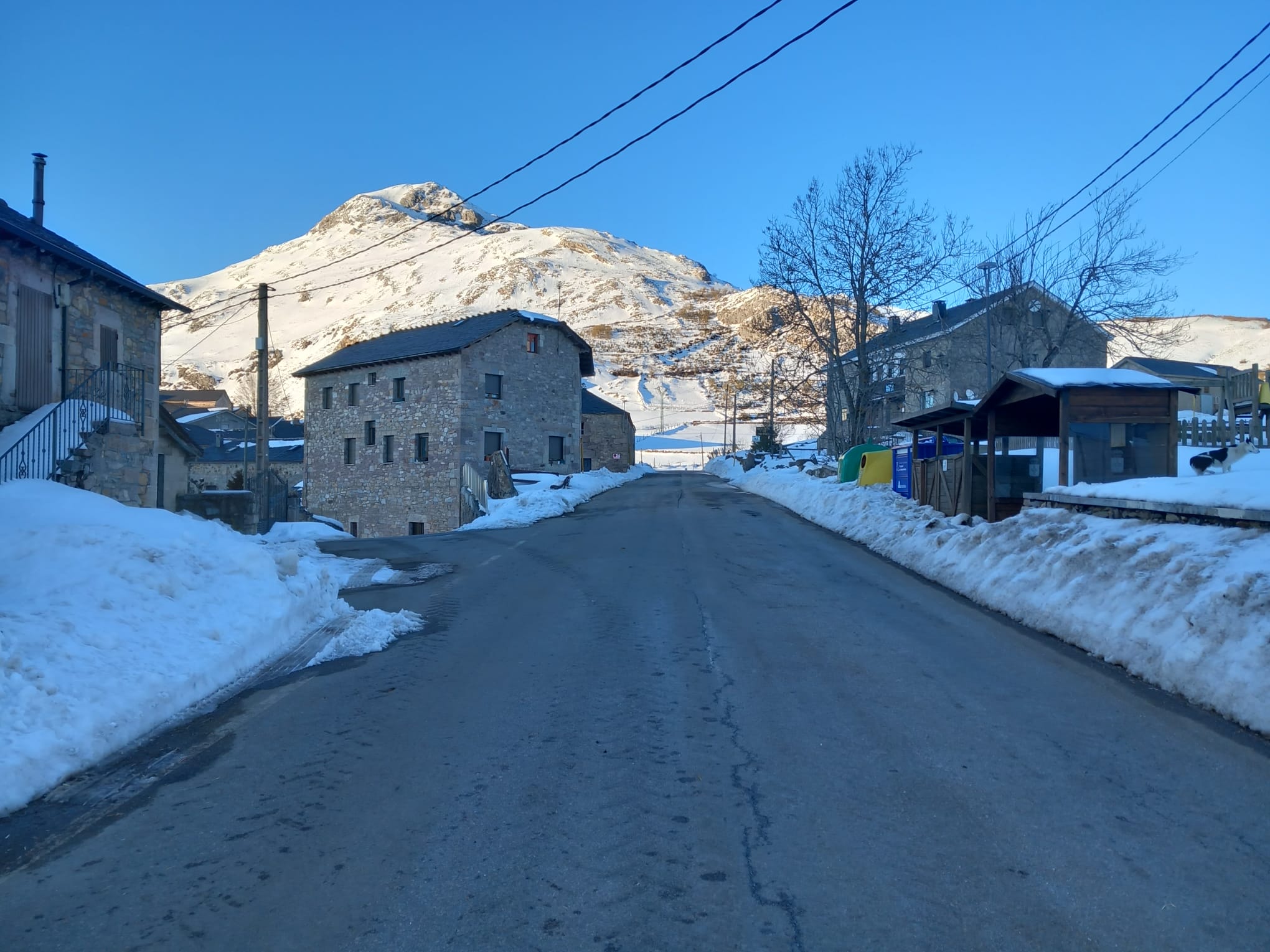 Fotos: La nieve cubre los paisajes de Somiedo y Teverga