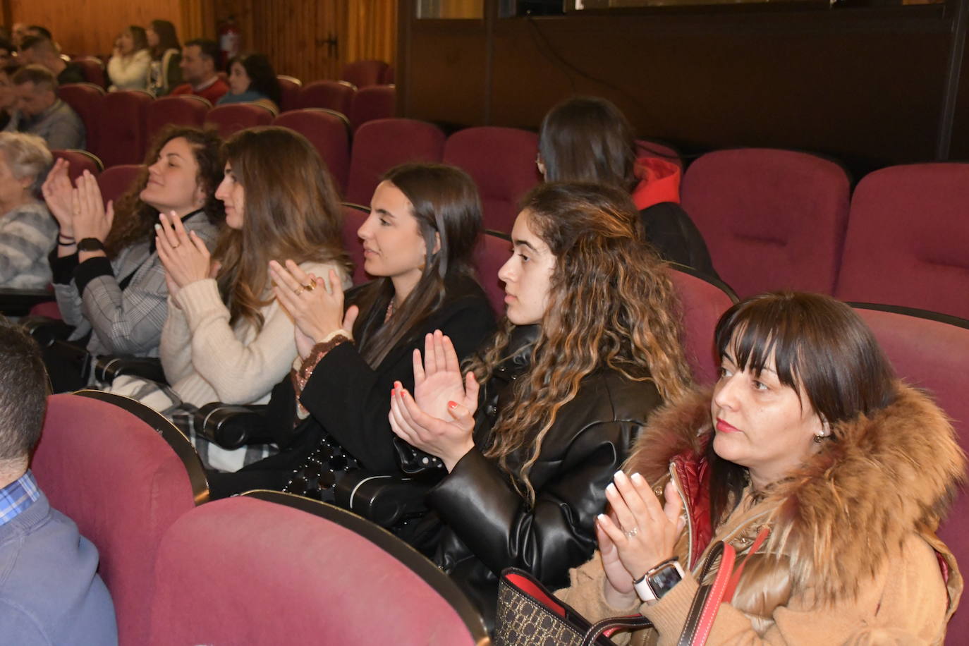 Fotos: La Gala del Deporte del Colegio San Fernando de Avilés reconoce los logros