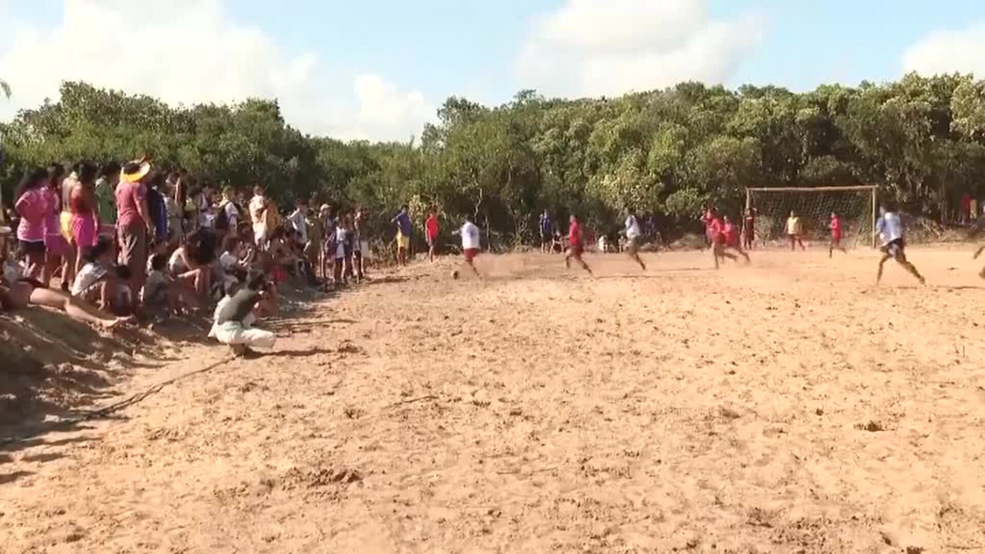 Brasil celebra los tradicionales Juegos Indígenas en Tapirama