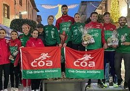 Podio de las pruebas absolutas en Llanes.