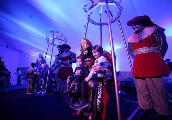 La recepción de los Reyes Magos en Oviedo, en imágenes