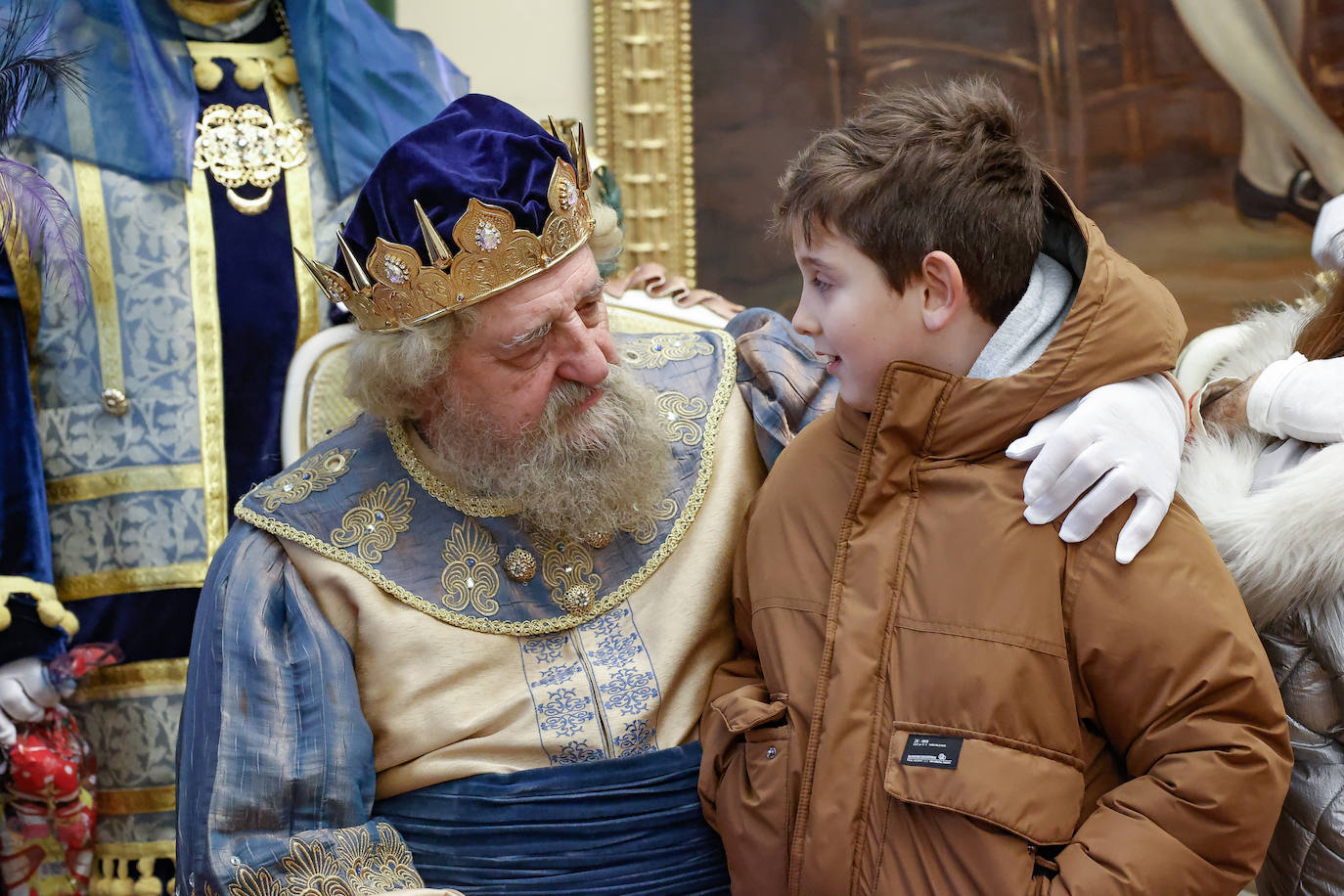 Desembarco de ilusión en Gijón con la llegada de los Reyes Magos
