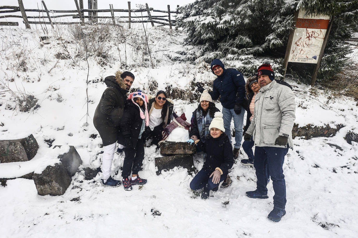 El temporal deja la primera nevada del año en Asturias