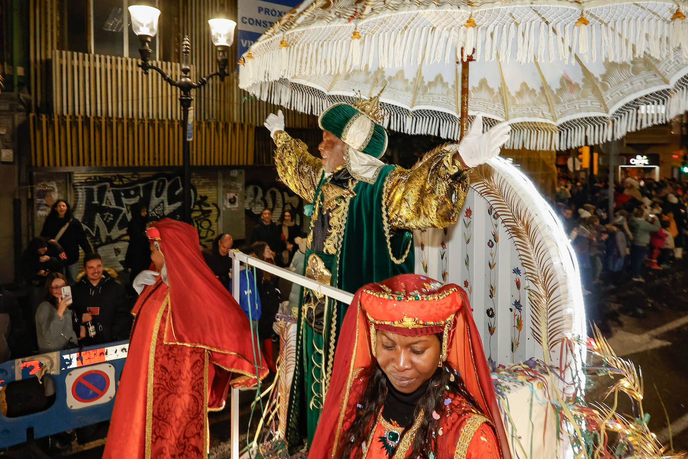 Los Reyes en el Ayuntamiento de Gijón