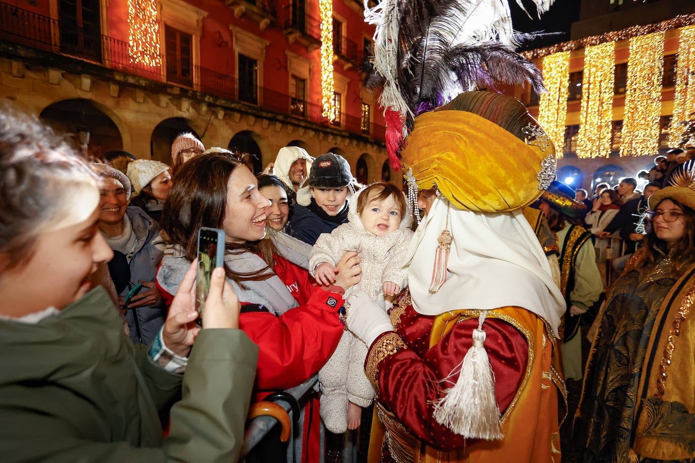 Los Reyes en el Ayuntamiento de Gijón