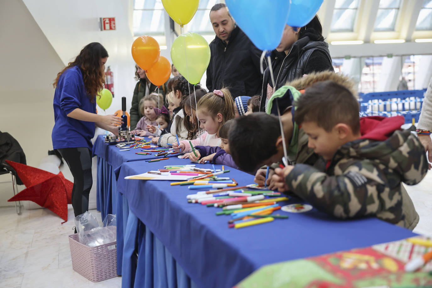 Ilusión y nervios en Oviedo antes de la cabalgata de los Reyes Magos