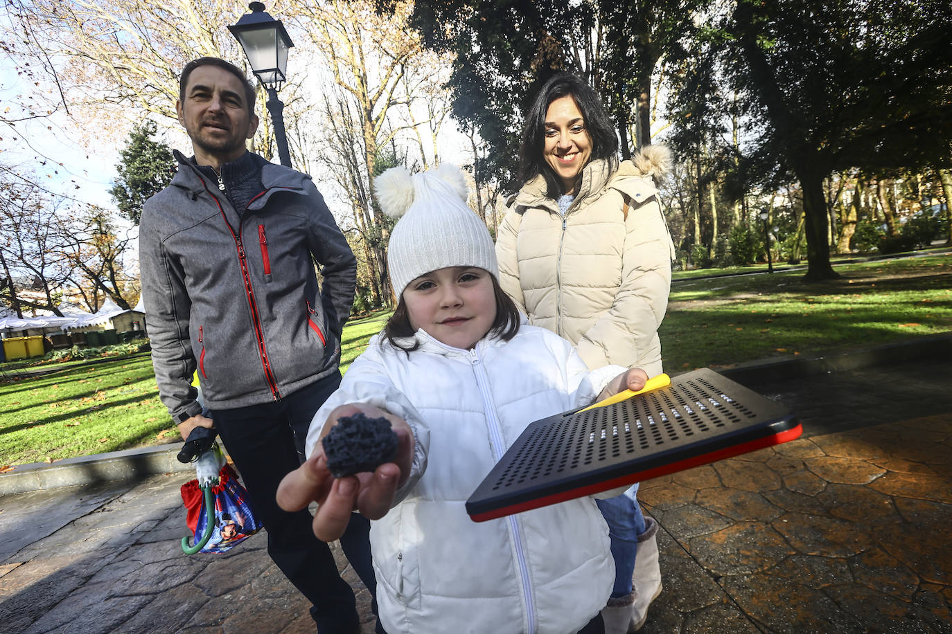 Una mañana de Reyes cargada de ilusión y de regalos en Asturias