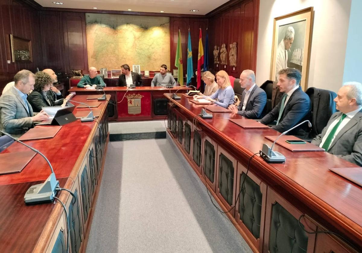 Participantes en la asamblea constituyente del Polo de Innovación.