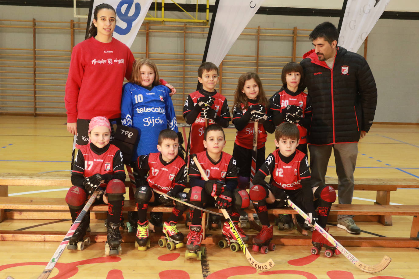 Así ha sido la presentación de equipos del Telecable en el pabellón Mata-Jove