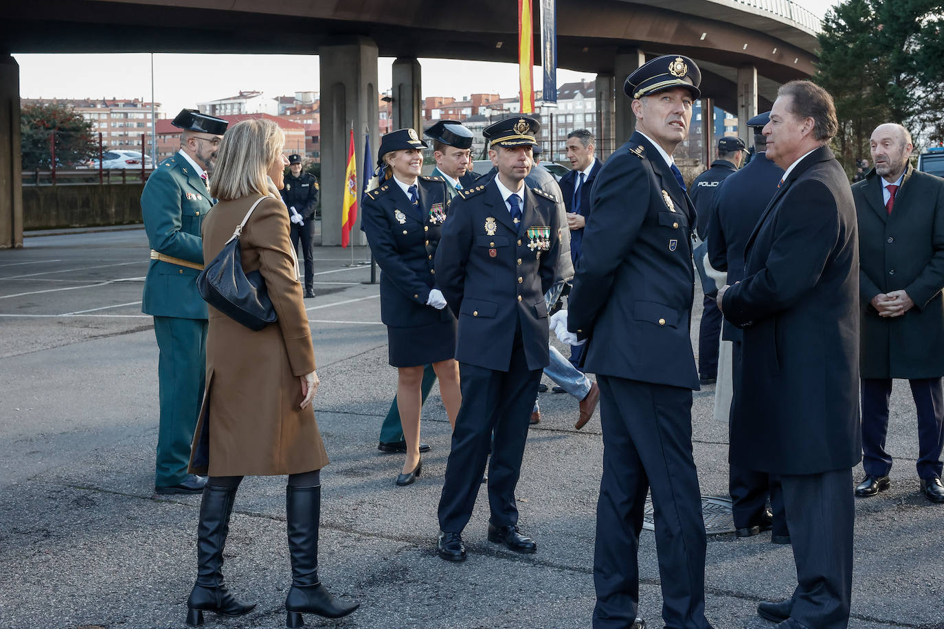 Gijón rinde homenaje a la Policía Nacional en su 200 aniversario