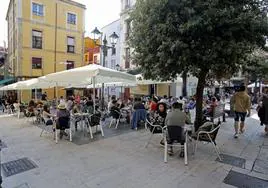 Plaza de la Corrada, en Cimavilla, una de las zonas más afectadas por los pisos turísticos.