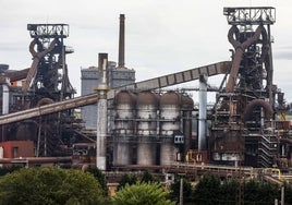 Hornos altos de Arcelor, en la planta de Gijón.