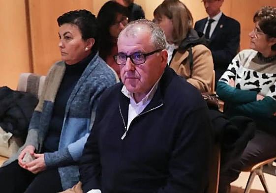 Guardado, en el juzgado.