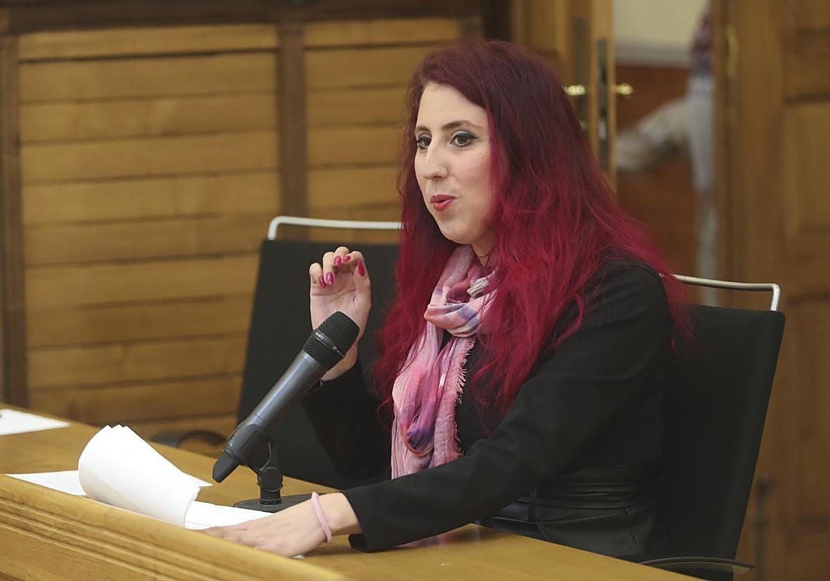Arantza Margolles, ayer, en el pleno.